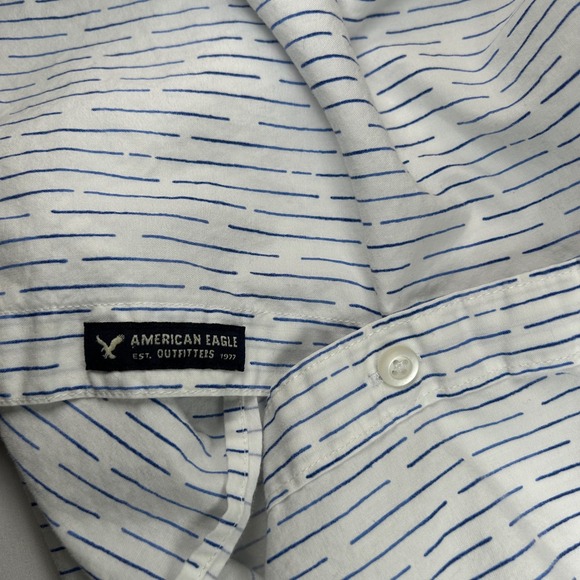 American Eagle Seriously Soft Mens XL White Blue Dash Stripe Short Sleeve Shirt - Picture 6 of 13